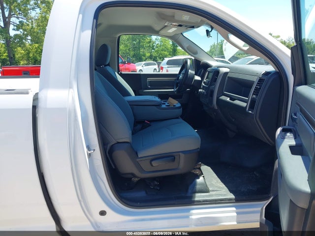 45353877 :رقم المزاد ، 3C6JR7DG6HG765318 vin ، 2017 Ram 1500 Tradesman  4x4 8' Box مزاد بيع