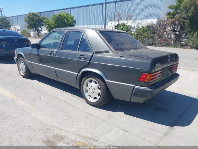 45353878 :رقم المزاد ، WDBDA29D1PG022198 vin ، 1993 Mercedes-benz 190 E 2.6 مزاد بيع