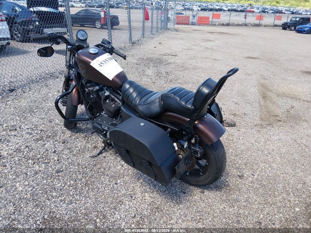 Harley-Davidson Xl883 N 2019 1HD4LE210KC432390 Image 3