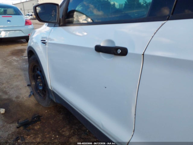 Продаж на аукціоні авто 2013 Ford Escape S, vin: 1FMCU0F74DUB80499, номер лоту: 45353886