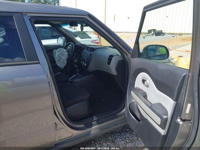 KIA Soul 2016 KNDJN2A23G7311845 Image 5