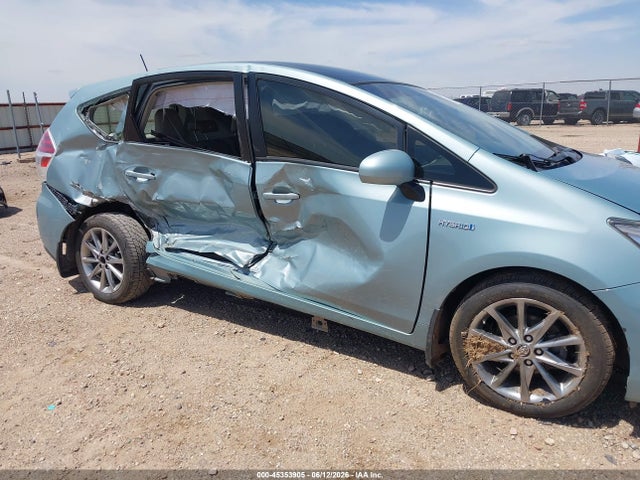 Toyota Prius V Five 2017 JTDZN3EU1HJ063376 Image 6