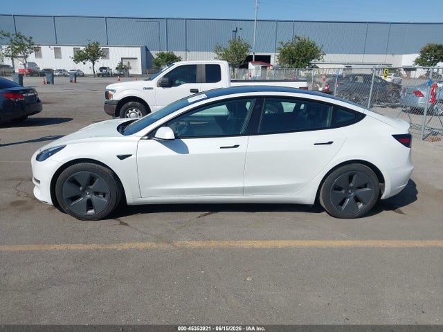 Tesla Model 3 Rear-wheel Drive 2022 5YJ3E1EA7NF168748 Image 13