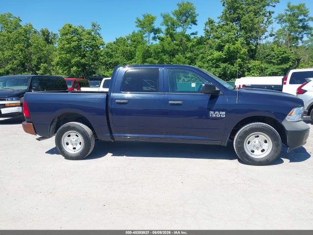 45353927 :رقم المزاد ، 1C6RR7KGXHS826586 vin ، 2017 Ram 1500 Tradesman  4x4 5'7 Box مزاد بيع