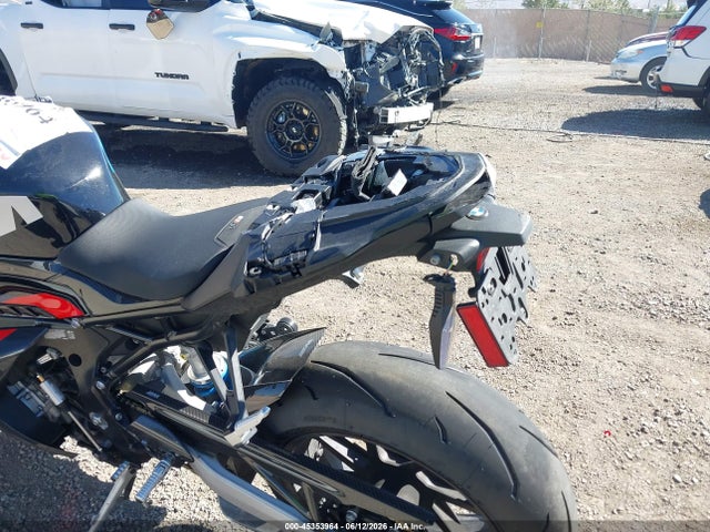 45353964 :رقم المزاد ، WB10P0304R6J18650 vin ، 2024 Bmw M 1000 Rr مزاد بيع