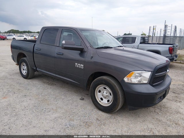 RAM 1500 Tradesman 4x2 5'7 Box 2017 1C6RR6KG4HS819899 zdjęcie główne