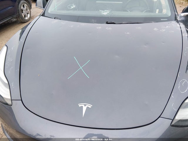 45353970 :رقم المزاد ، 5YJ3E1EB8KF477357 vin ، 2019 Tesla Model 3 Long Range/performance مزاد بيع