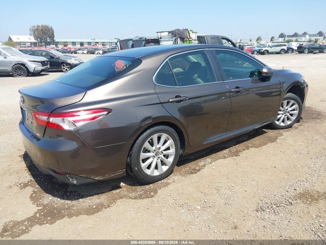 JTNB11HK0J3008077 Toyota CAMRY LE