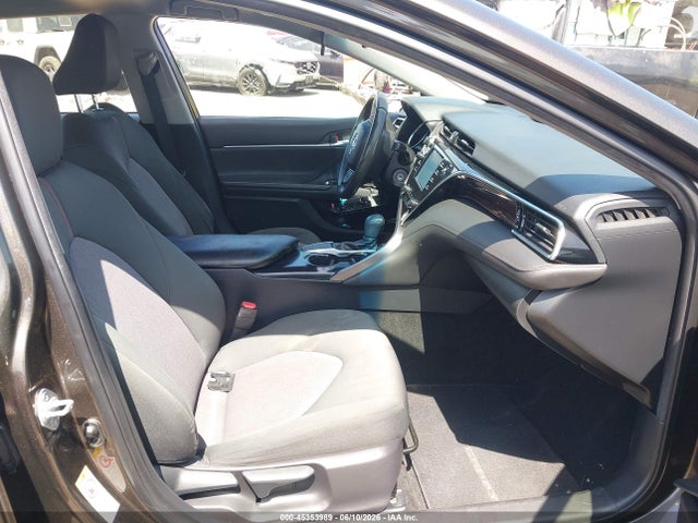 Toyota CAMRY LE 2018 JTNB11HK0J3008077 Image 5