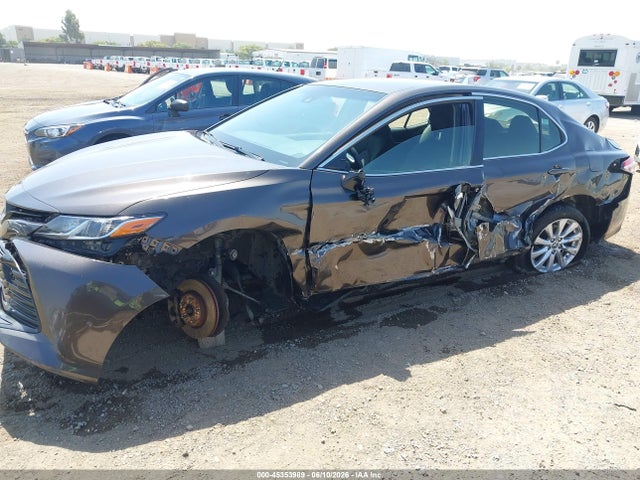 Toyota CAMRY LE 2018 JTNB11HK0J3008077 Image 6