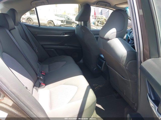 Toyota CAMRY LE 2018 JTNB11HK0J3008077 Image 8