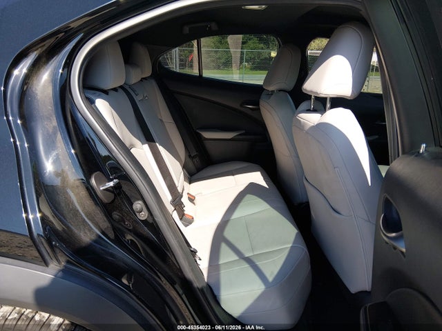Продажа на аукционе авто 2021 Lexus Ux 200, vin: JTHP3JBH3M2033338, номер лота: 45354023