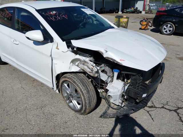 Продаж на аукціоні авто 2020 Hyundai Elantra Sel, vin: 5NPD84LF3LH627512, номер лоту: 45354069