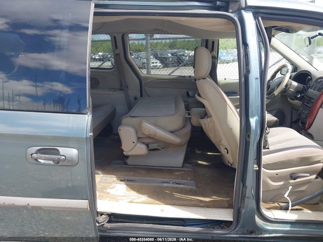 Продаж на аукціоні авто 2007 Chrysler Town & Country, vin: 1A4GJ45R37B123147, номер лоту: 45354080