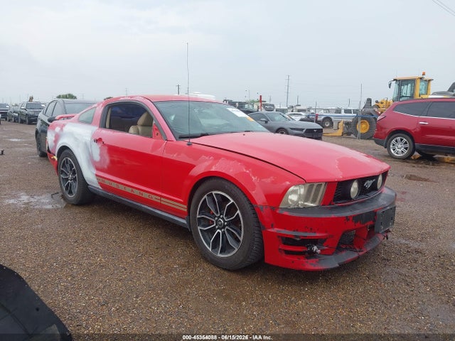 45354088 :رقم المزاد ، 1ZVFT80N355221434 vin ، 2005 Ford Mustang V6 Deluxe/v6 Premium مزاد بيع