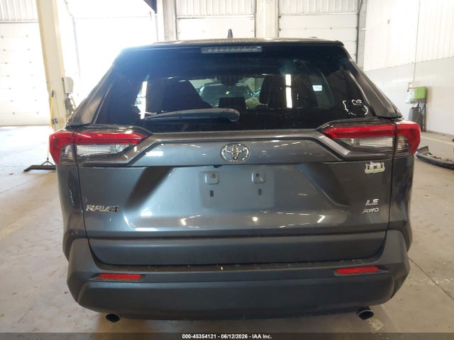 Toyota RAV4 LE 2019 JTMG1RFV3KJ018721 Image 17