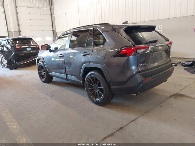 Toyota RAV4 LE 2019 JTMG1RFV3KJ018721 Image 3