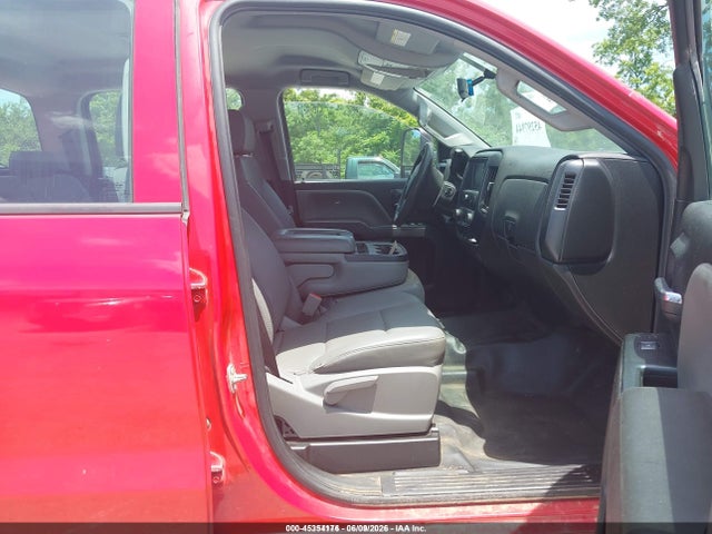 1GC1KUEYXHF225846 Chevrolet Silverado 2500hd Wt