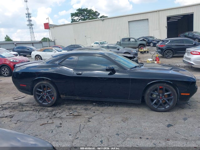45354191 :رقم المزاد ، 2C3CDZAG3MH567794 vin ، 2021 Dodge Challenger Sxt مزاد بيع