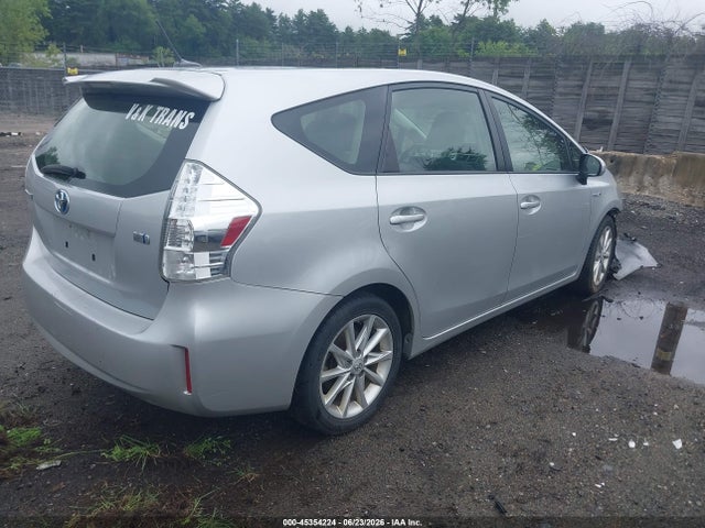 Toyota Prius V Five 2014 JTDZN3EU5E3317963 Image 4