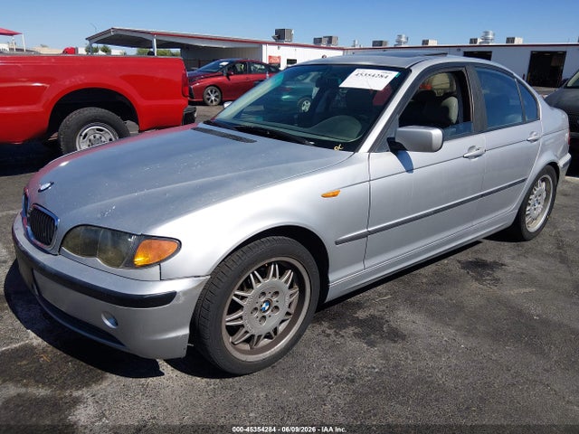 45354284 :رقم المزاد ، WBAET37413NJ40490 vin ، 2003 Bmw 3 Series 325i مزاد بيع