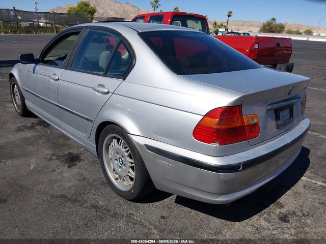 45354284 :رقم المزاد ، WBAET37413NJ40490 vin ، 2003 Bmw 3 Series 325i مزاد بيع