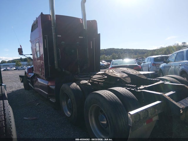 Продажа на аукционе авто 2014 Kenworth Construction T660, vin: 1XKAD49X1EJ387339, номер лота: 45354382