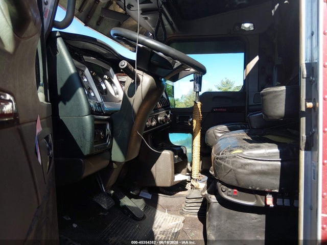 Продажа на аукционе авто 2014 Kenworth Construction T660, vin: 1XKAD49X1EJ387339, номер лота: 45354382