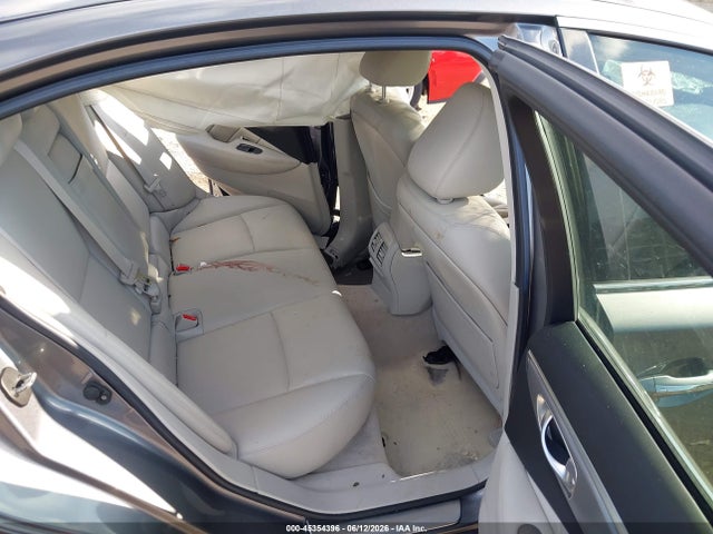 Продажа на аукционе авто 2017 Infiniti Q50 3.0t Premium, vin: JN1EV7APXHM733756, номер лота: 45354396