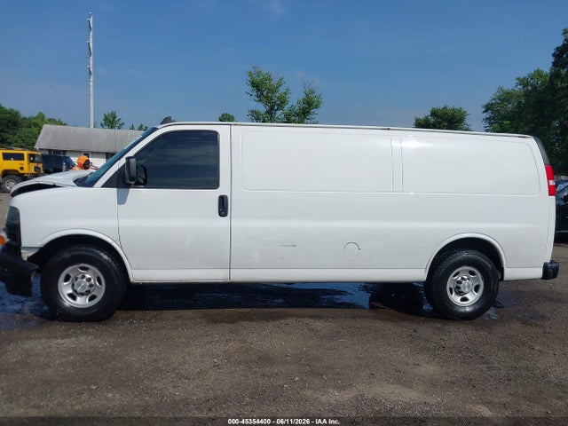 Продаж на аукціоні авто 2020 Chevrolet Express Cargo Rwd 2500 Extended Wheelbase Wt, vin: 1GCWGBFP7L1118874, номер лоту: 45354400