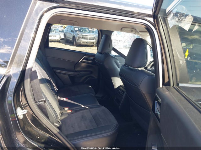 Mitsubishi Outlander 2024 JA4J4VA89RZ076944 Image 8