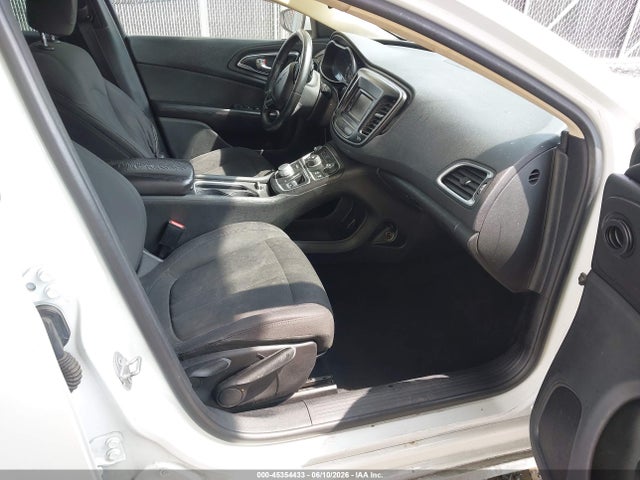 Aukcja sprzedaży 2015 Chrysler 200 Limited, vin: 1C3CCCAB4FN697226, numer aukcji: 45354433
