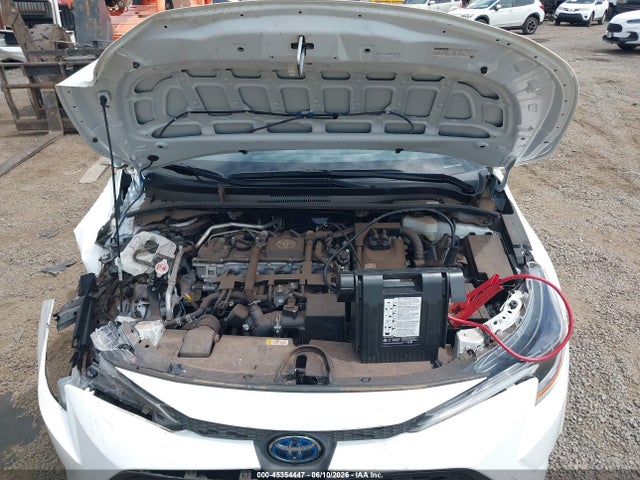 Toyota Corolla Hybrid Le 2022 JTDEAMDE7N3004522 Image 10