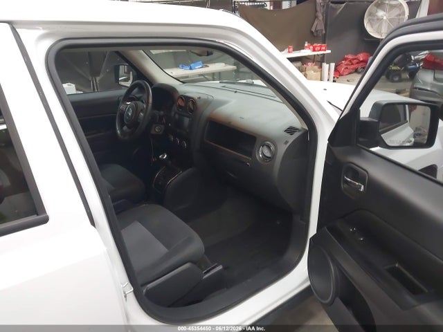 1C4NJPFBXHD117867 Jeep Patriot Latitude Fwd