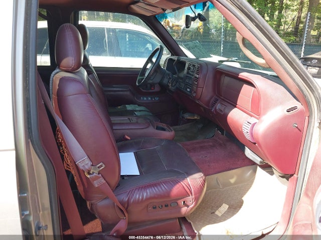 45354476 :رقم المزاد ، 1GNGK26R2XJ470343 vin ، 1999 Chevrolet Suburban 2500 مزاد بيع