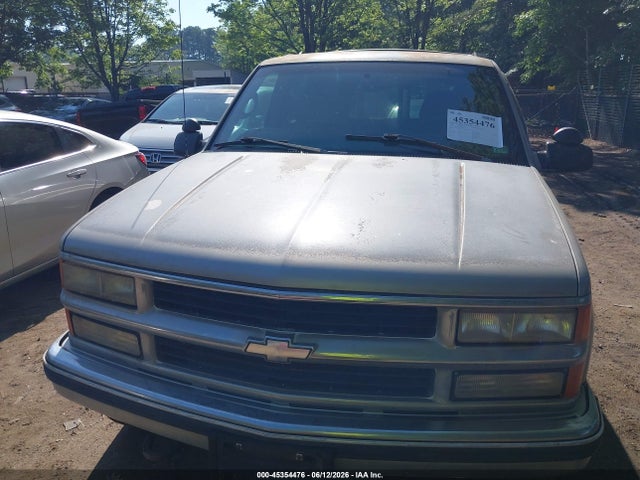 45354476 :رقم المزاد ، 1GNGK26R2XJ470343 vin ، 1999 Chevrolet Suburban 2500 مزاد بيع