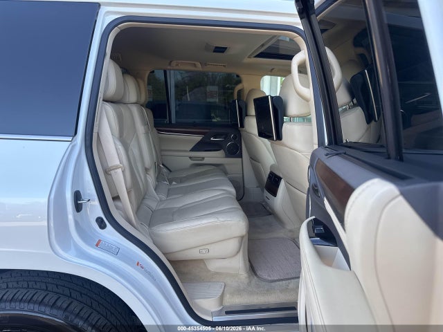 Продажа на аукционе авто 2016 Lexus Lx 570, vin: JTJHY7AX3G4213685, номер лота: 45354505