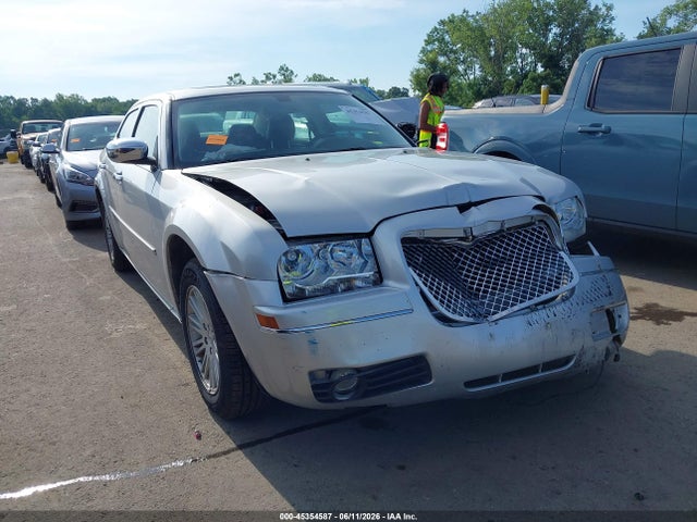 2009 Chrysler 300 Touring მანქანა იყიდება აუქციონზე, vin: 2C3KA53V79H634171, აუქციონის ნომერი: 45354587