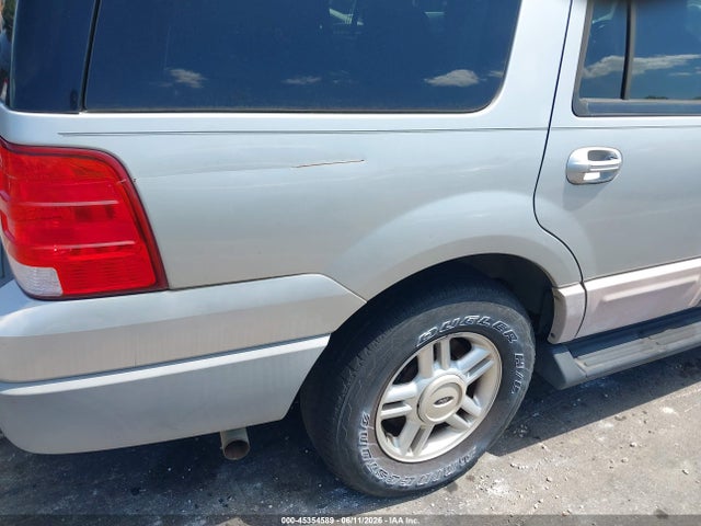 2003 Ford Expedition Xlt მანქანა იყიდება აუქციონზე, vin: 1FMPU15L83LC25597, აუქციონის ნომერი: 45354589