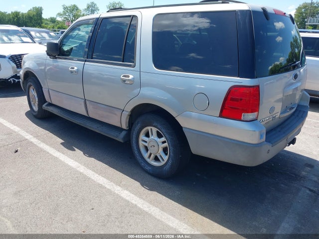 2003 Ford Expedition Xlt მანქანა იყიდება აუქციონზე, vin: 1FMPU15L83LC25597, აუქციონის ნომერი: 45354589