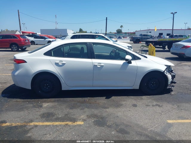 Toyota COROLLA LE 2024 JTDB4MEE0R3024139 Image 13
