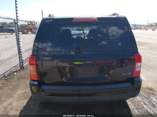 Jeep Patriot Altitude 2014 1C4NJPBA5ED674307 Image 16