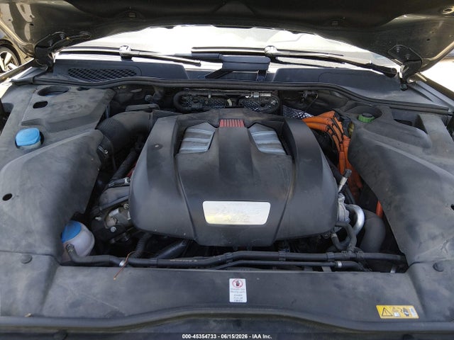 Продажа на аукционе авто 2015 Porsche Cayenne E-hybrid S, vin: WP1AE2A29FLA52010, номер лота: 45354733