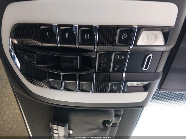 Продажа на аукционе авто 2015 Porsche Cayenne E-hybrid S, vin: WP1AE2A29FLA52010, номер лота: 45354733