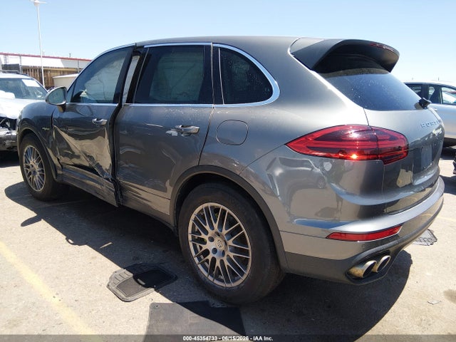 Продажа на аукционе авто 2015 Porsche Cayenne E-hybrid S, vin: WP1AE2A29FLA52010, номер лота: 45354733
