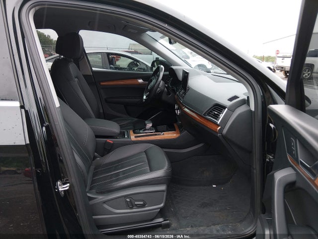 2021 Audi Q5 Premium 45 Tfsi Quattro S Tronic მანქანა იყიდება აუქციონზე, vin: WA1AAAFY9M2002533, აუქციონის ნომერი: 45354743