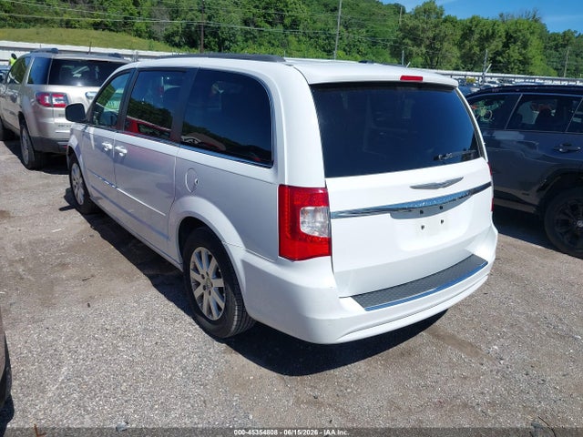 2C4RC1AG7FR741695 Chrysler Town &amp; Country Lx