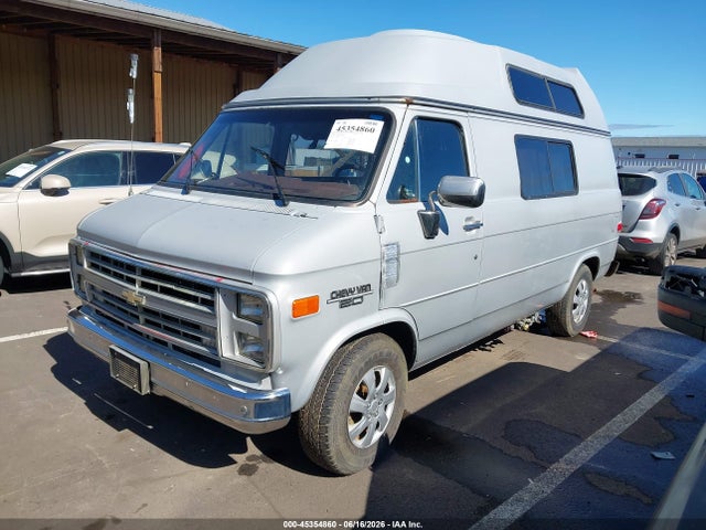 45354860 :رقم المزاد ، 1GBEG25K5J7128450 vin ، 1988 Chevrolet G20 مزاد بيع