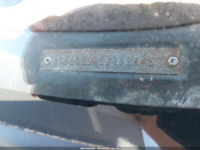 45354860 :رقم المزاد ، 1GBEG25K5J7128450 vin ، 1988 Chevrolet G20 مزاد بيع