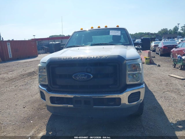 45354907 :رقم المزاد ، 1FT7W2B64FED63455 vin ، 2015 Ford F-250 Xl مزاد بيع